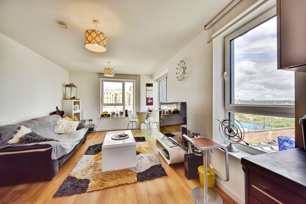 Additional image 8 of 2 bed flat for saleOcean Drive, Gillingham ME7