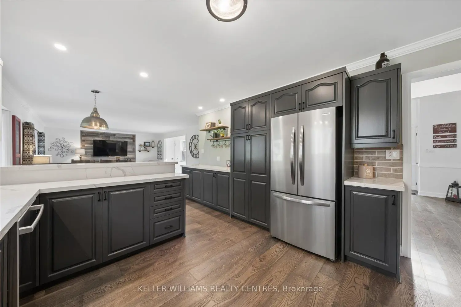 48 Deer Lane photo 4