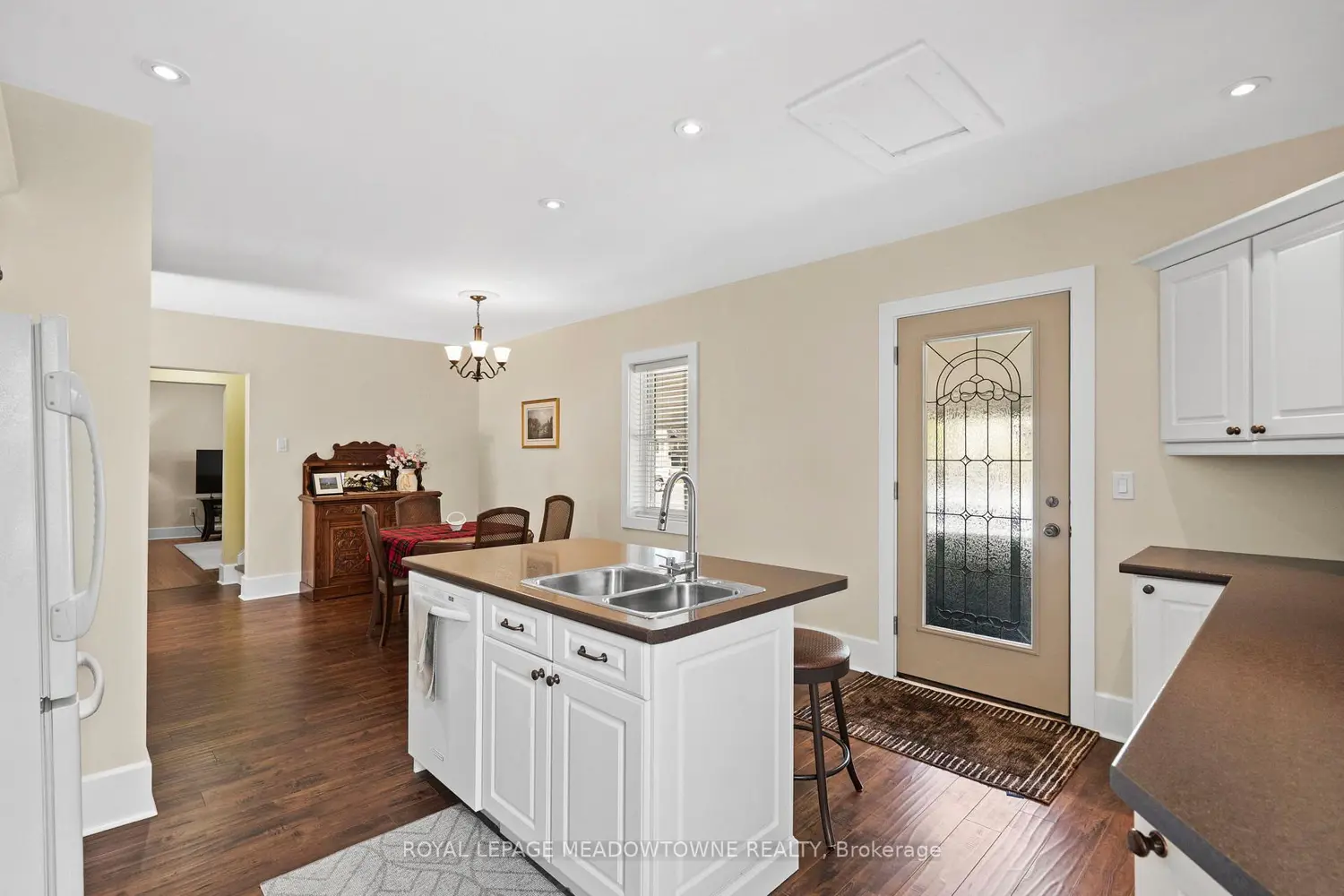 272 Pine Street photo 3