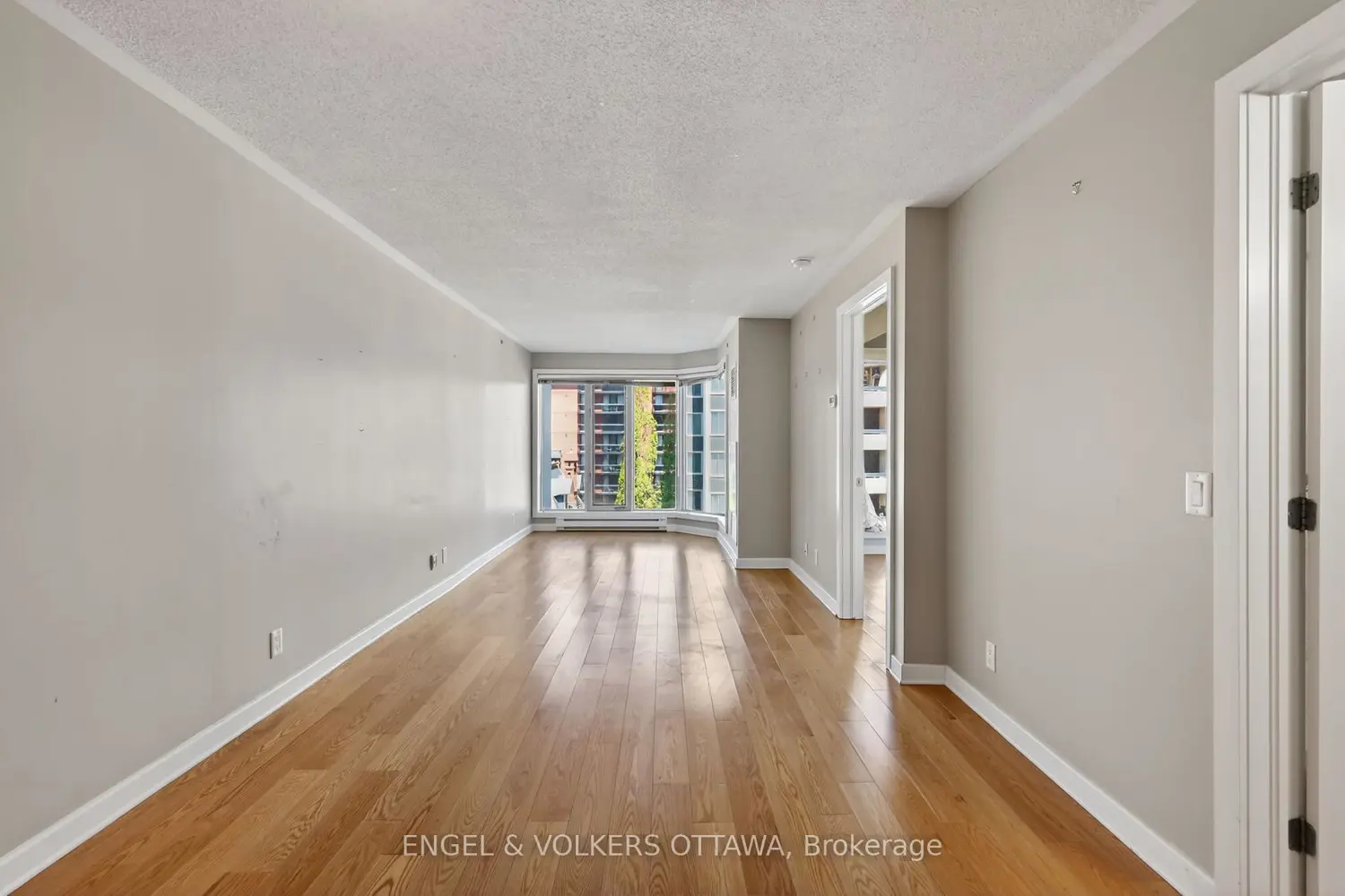 Additional image 10 of 138 Somerset Street 604