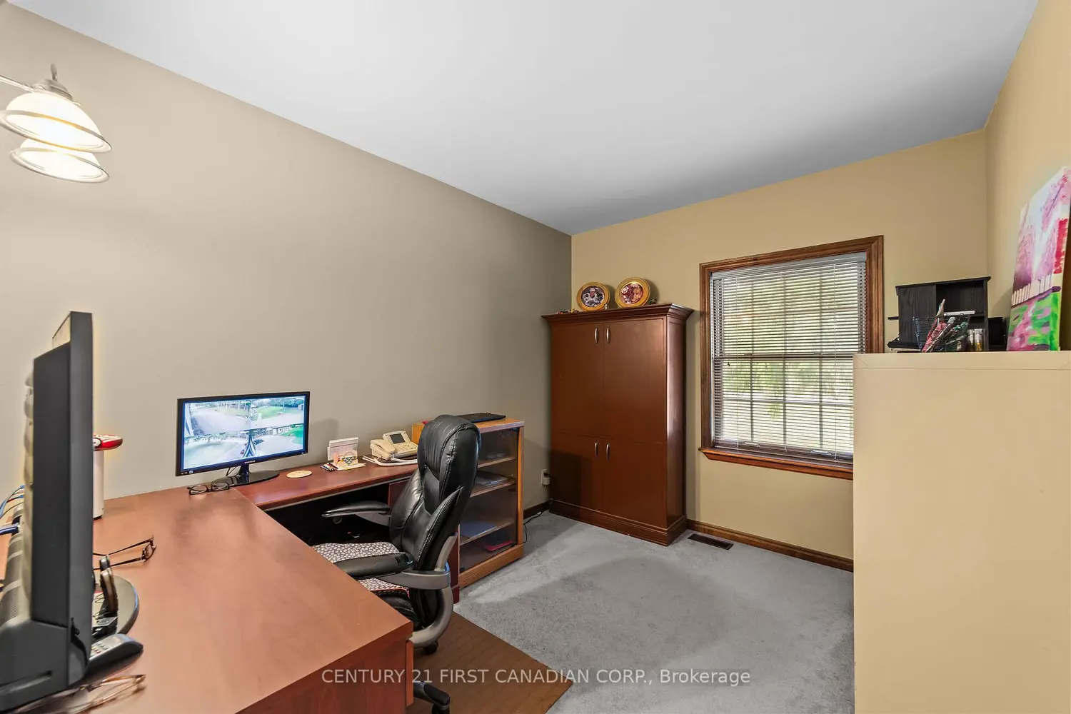 Additional image 11 of 33396 Queen Street