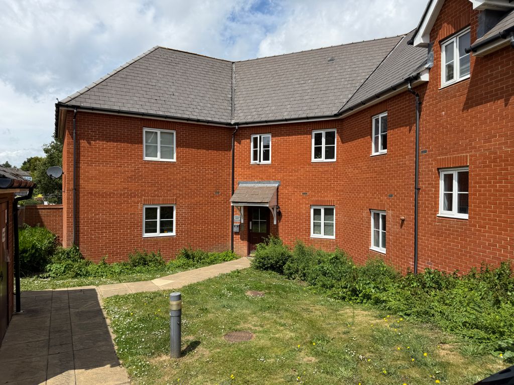 Additional image 14 of 2 bed flat for saleConqueror Drive, Gillingham ME7