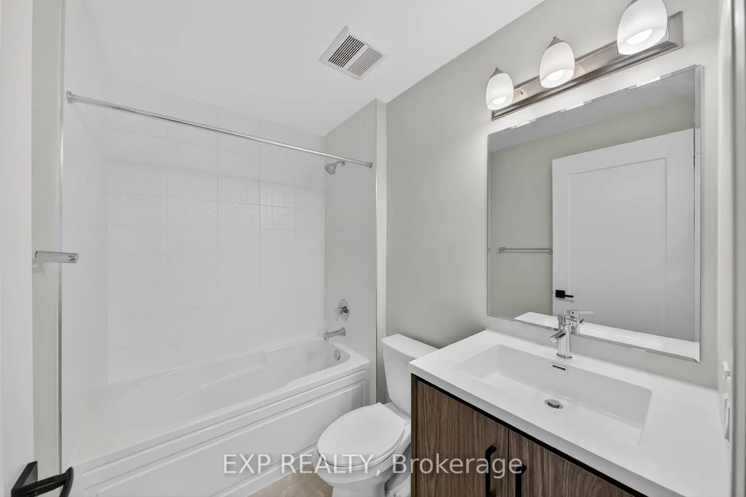 Additional image 11 of 95 Dundas Street 509
