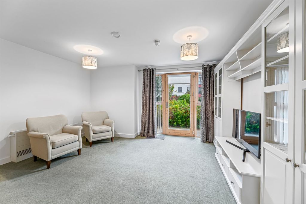 Additional image 3 of 1 bed property for saleCable Drive, Helsby WA6
