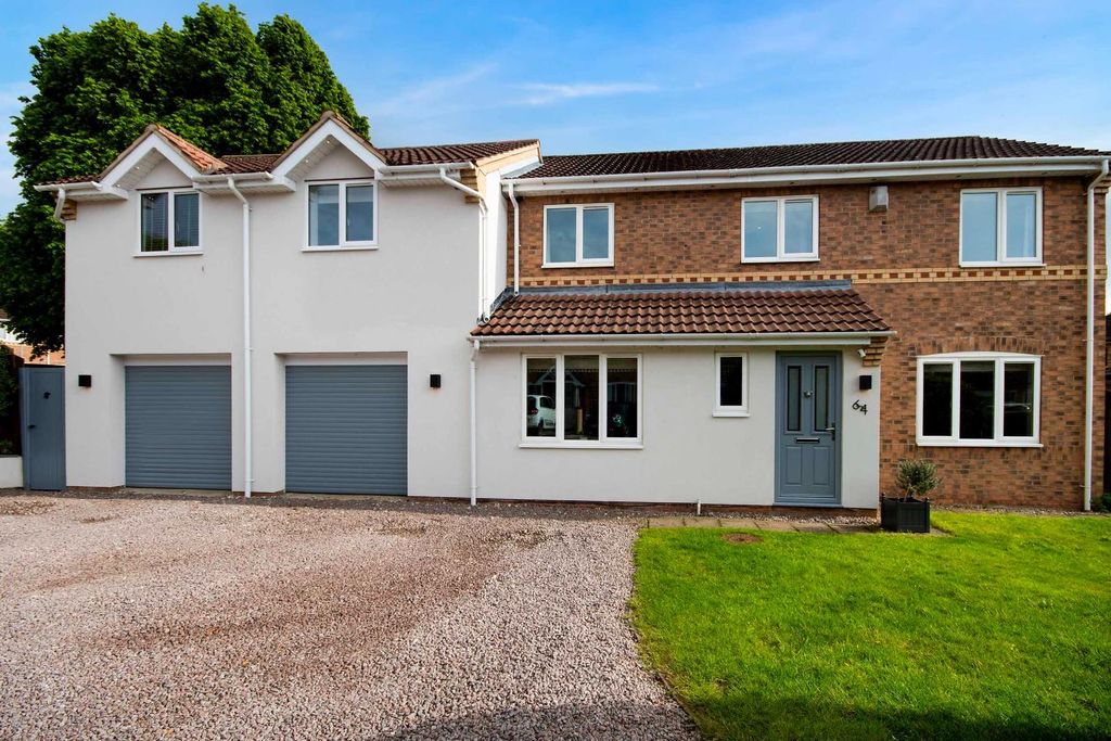4 bed detached house for saleOld Showfields, Gainsborough DN21