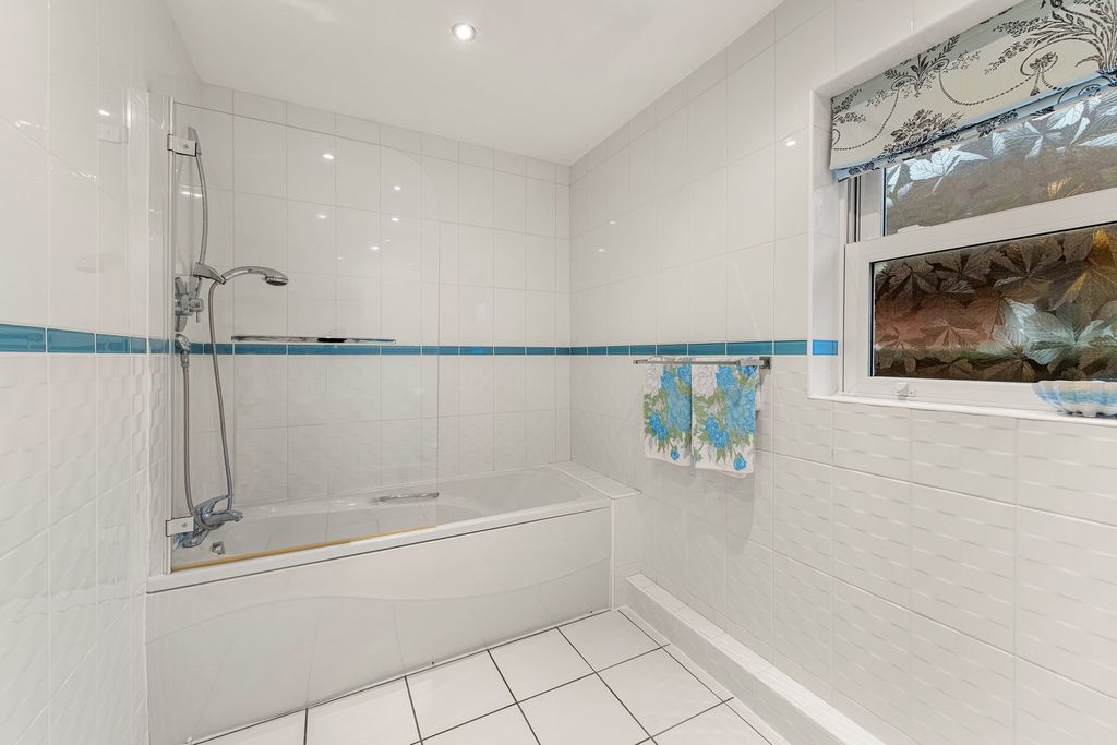 Additional image 18 of 3 bed bungalow for saleBelton Gardens, Grantham NG31