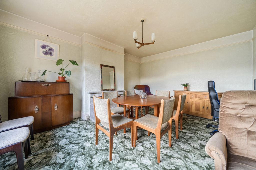 Additional image 7 of 3 bed detached house for saleColyers Lane, Erith DA8
