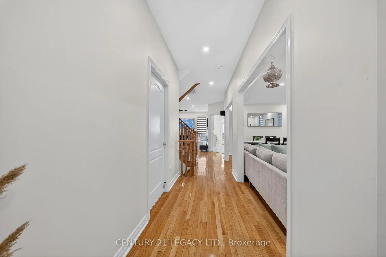 Additional image 6 of 12 Aria Lane