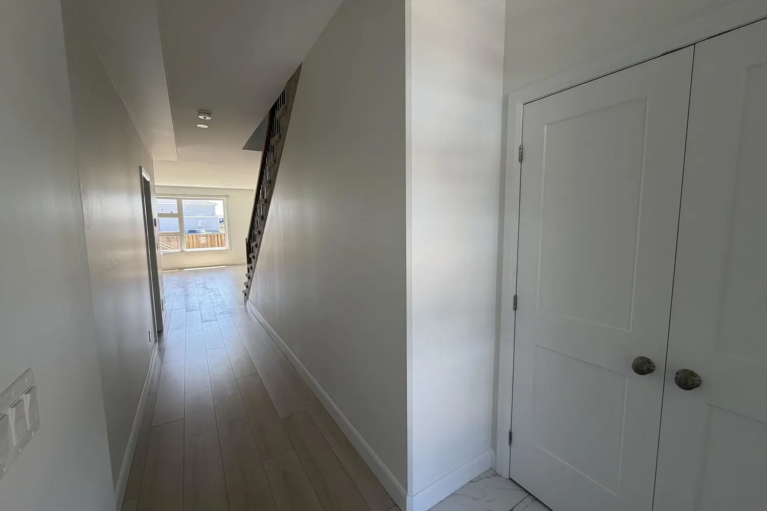 229 Superior Drive photo 3