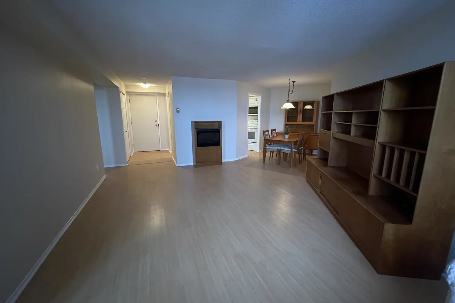 Additional image 5 of 1025 Grenon Avenue 901