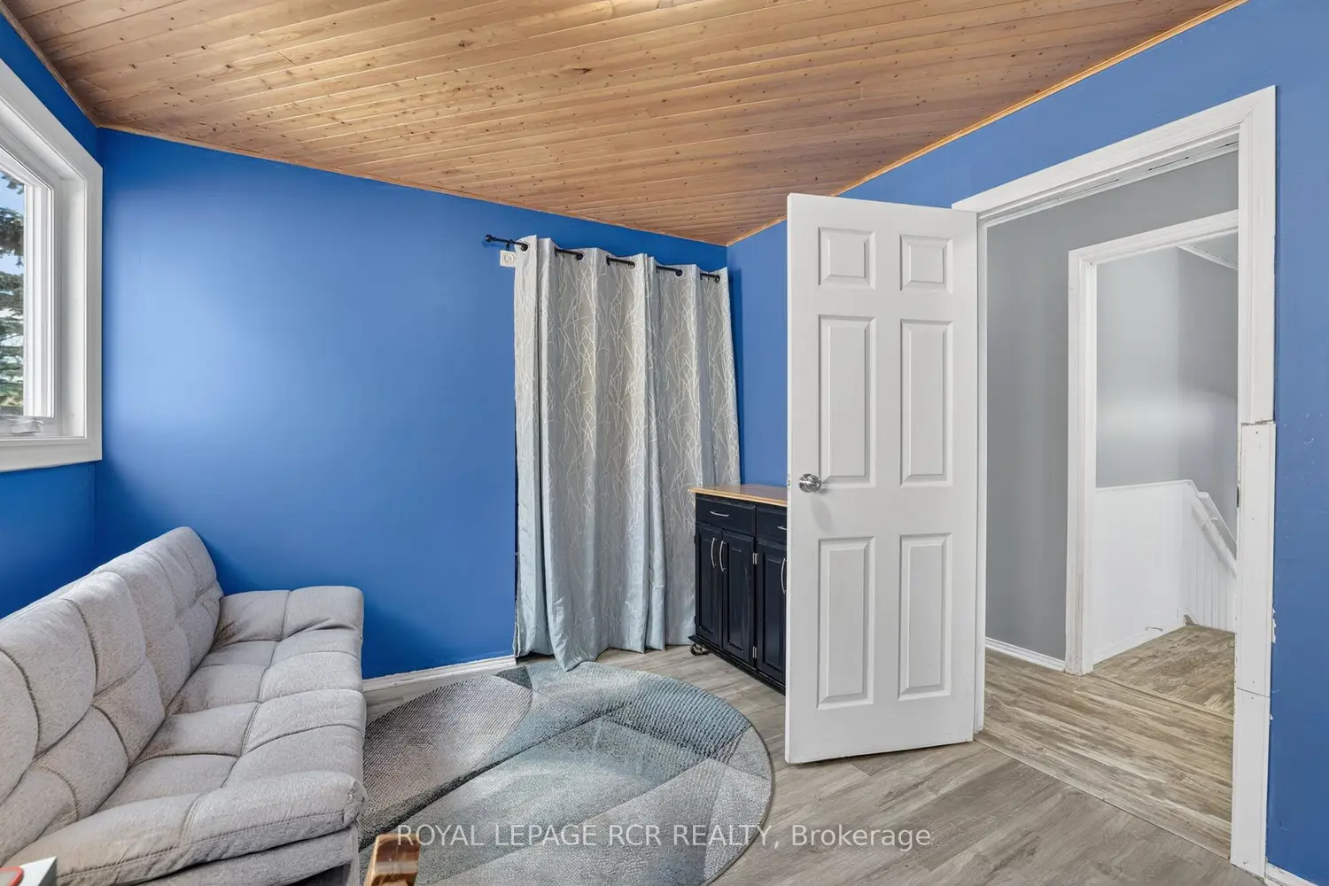 296 Whitehead Crescent