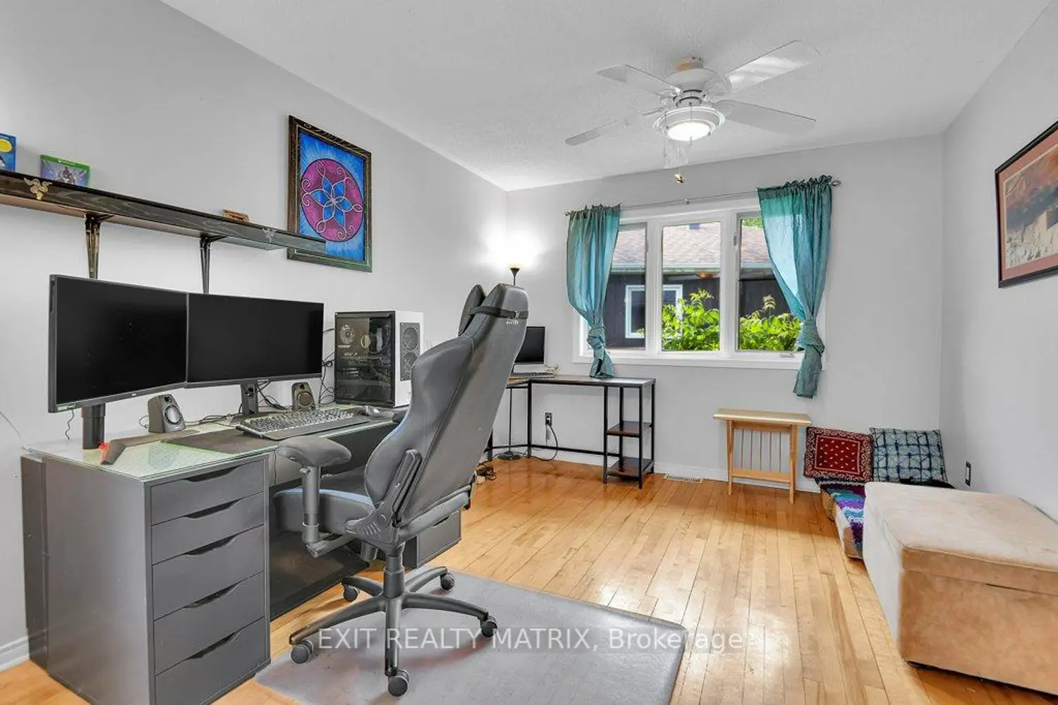 72 Castlebeau Street photo 2