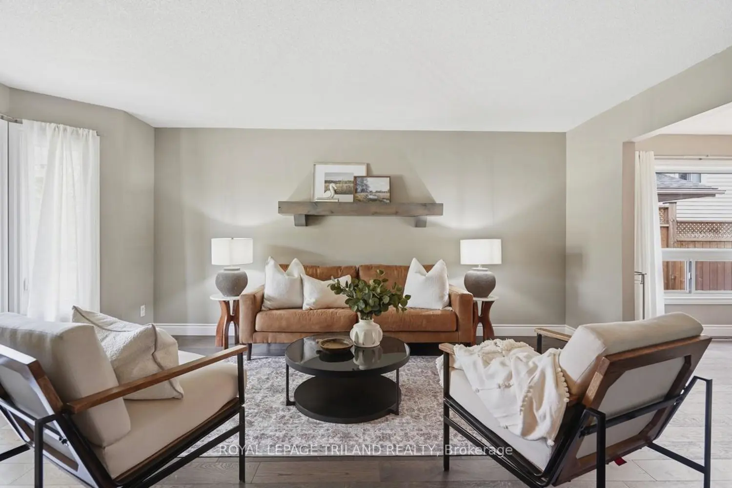 1098 Lawson Road photo 2