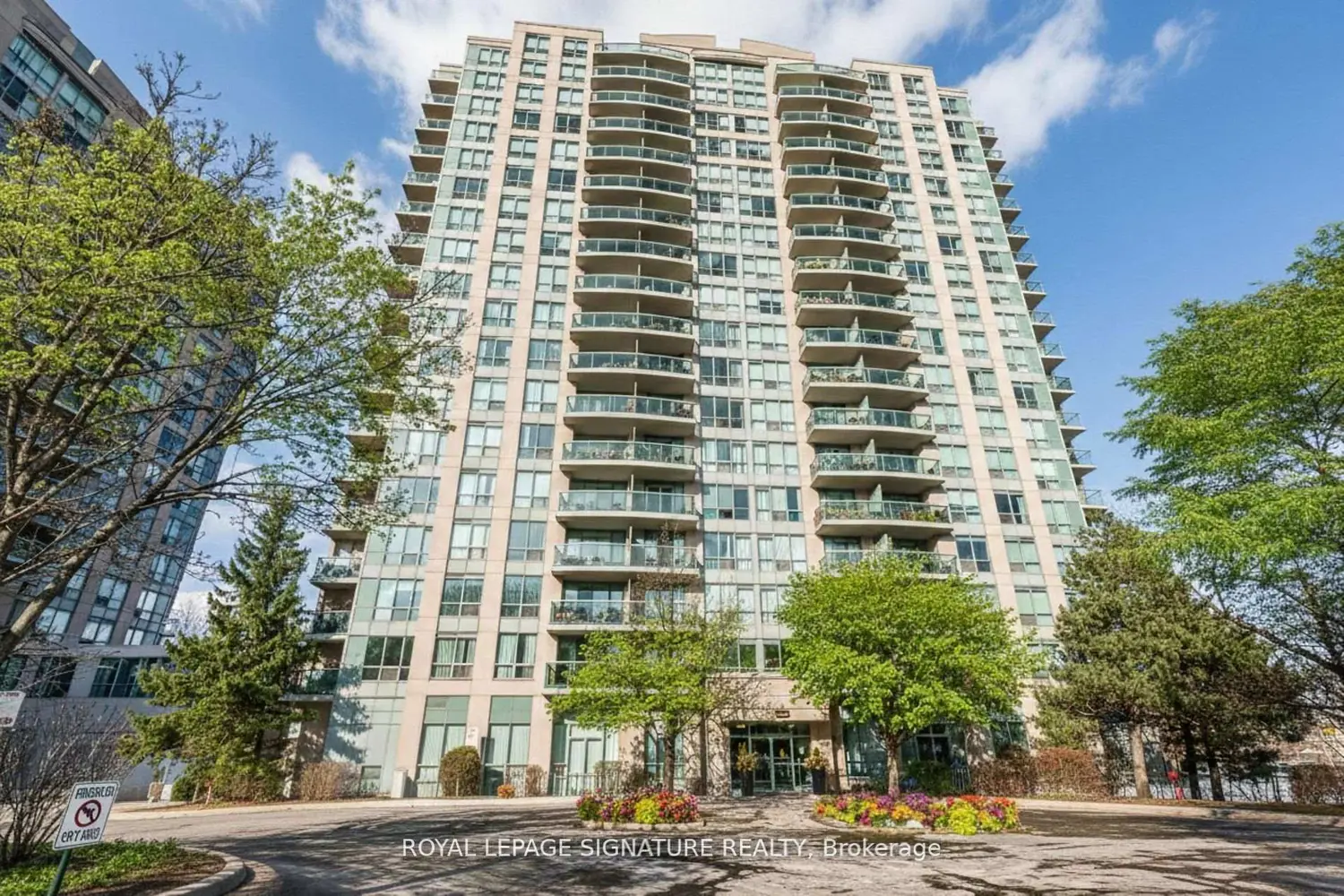2545 Erin Centre Boulevard 1703