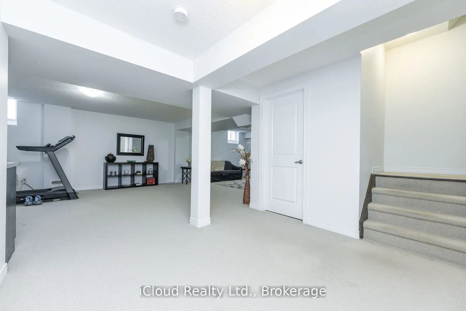 Additional image 18 of 60 Valleyway Drive