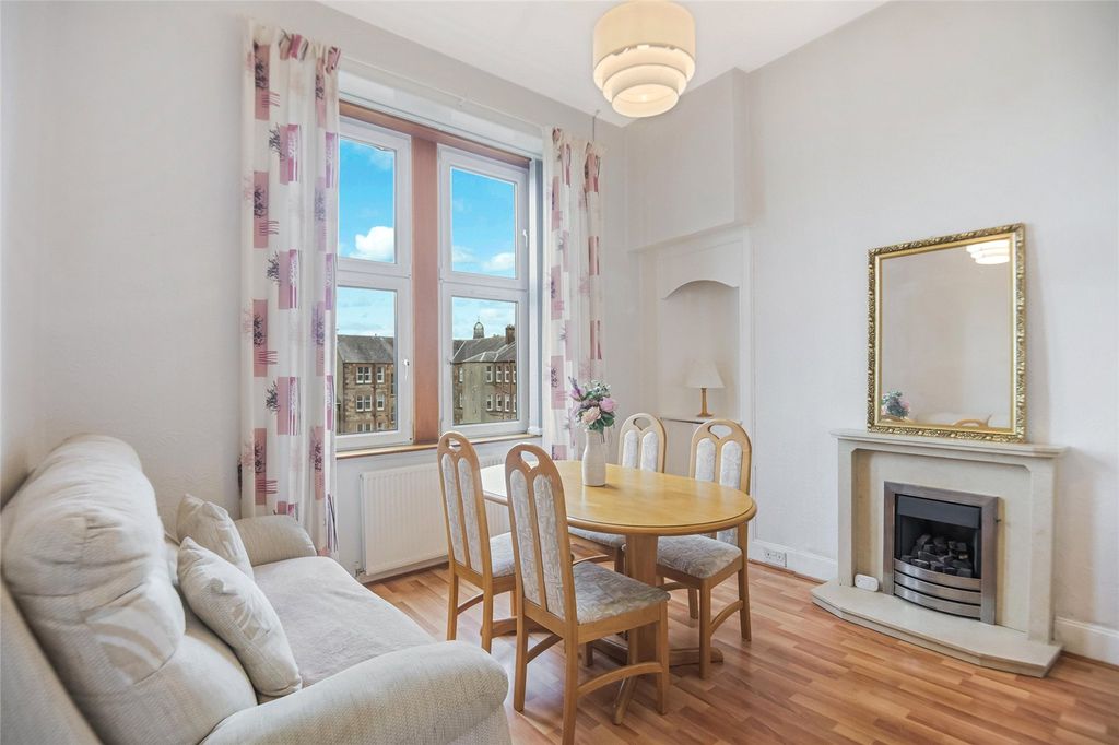 Additional image 6 of 3 bed flat for saleMargaret Street, Greenock, Inverclyde PA16