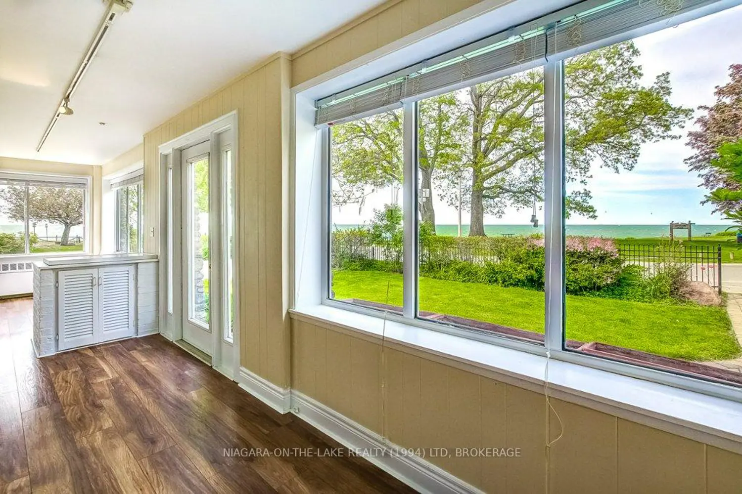 34 Vincent Avenue photo 3