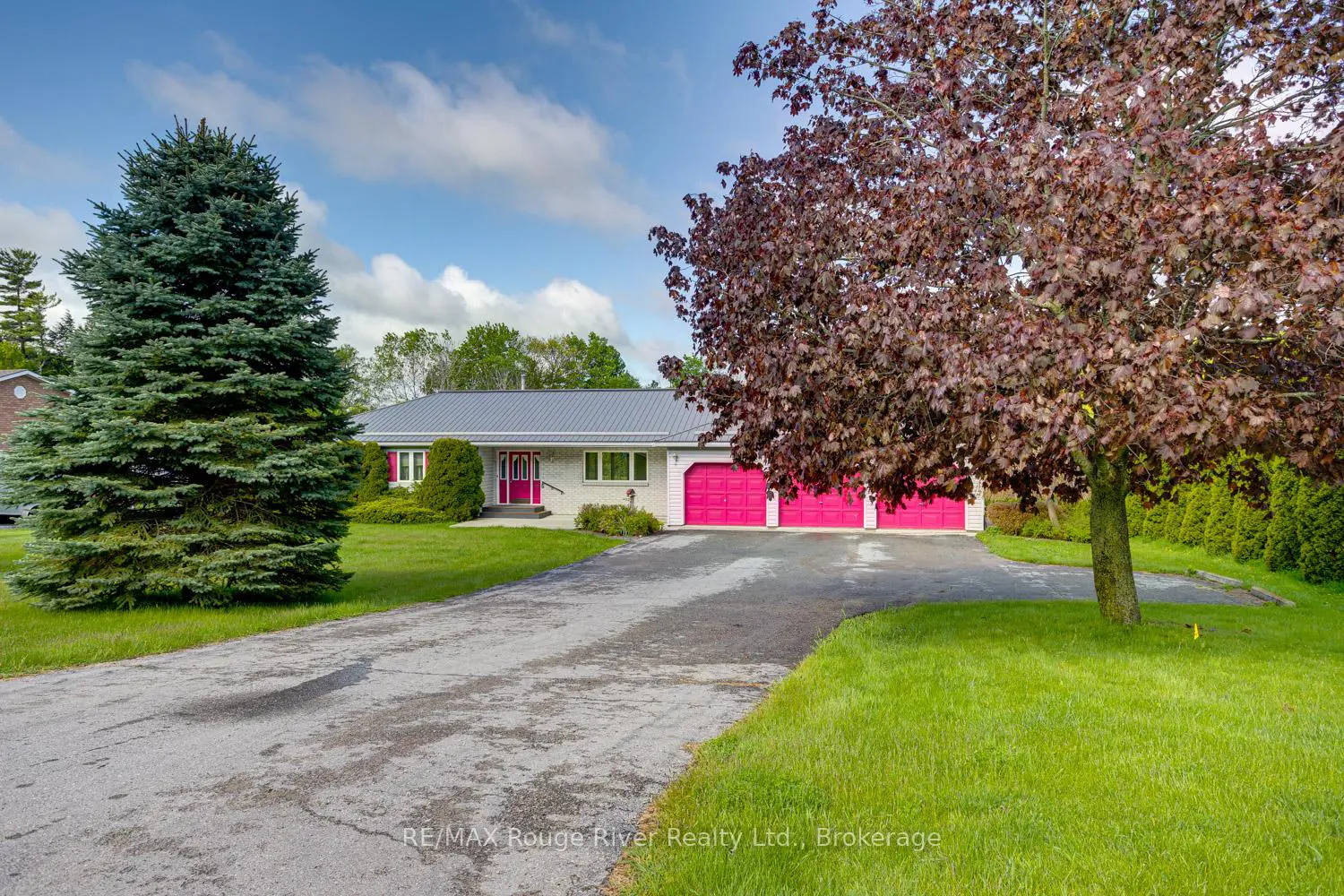 3360 Burnham Street photo 3