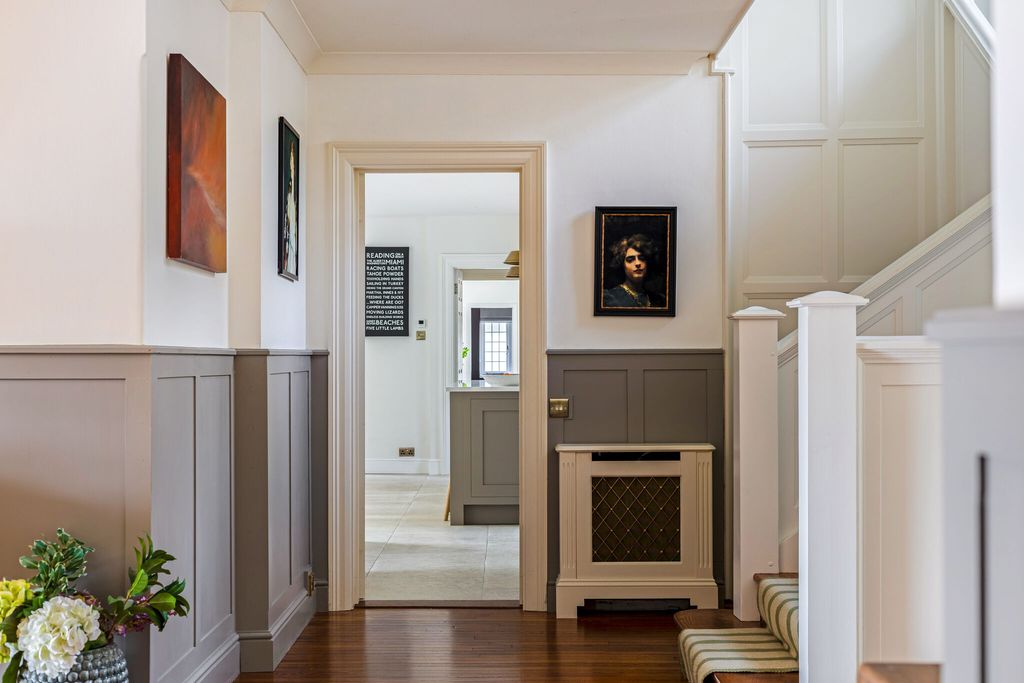 Additional image 3 of 6 bed detached house for saleSwifts Close, Moor Park, Farnham GU10