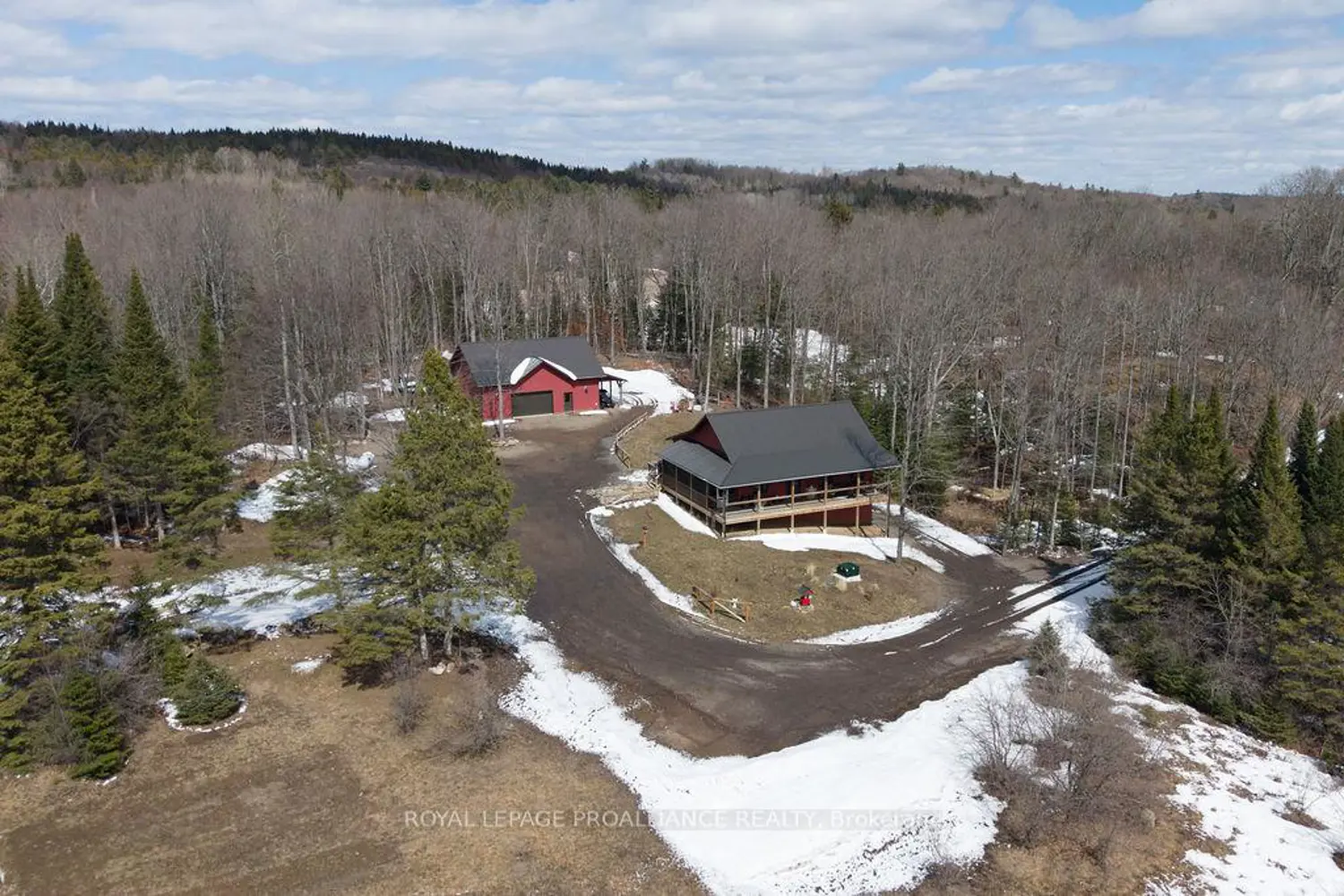 3627 Letterkenny Road photo 2