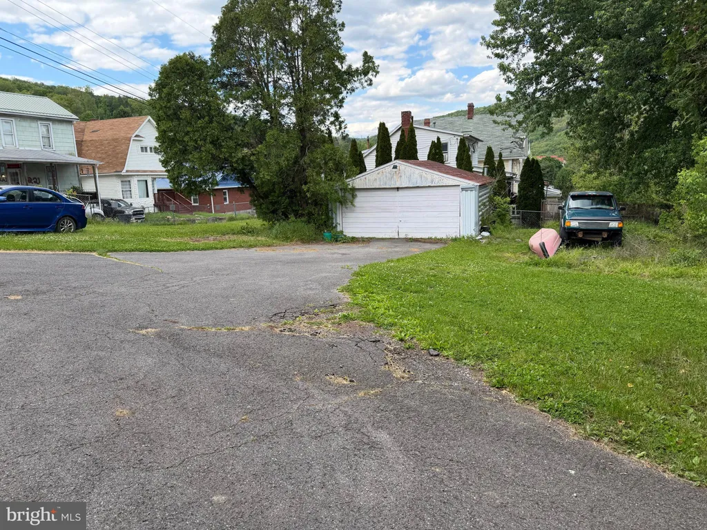 Additional image 6 of 215 Hammond Street, Westernport, MD 21562