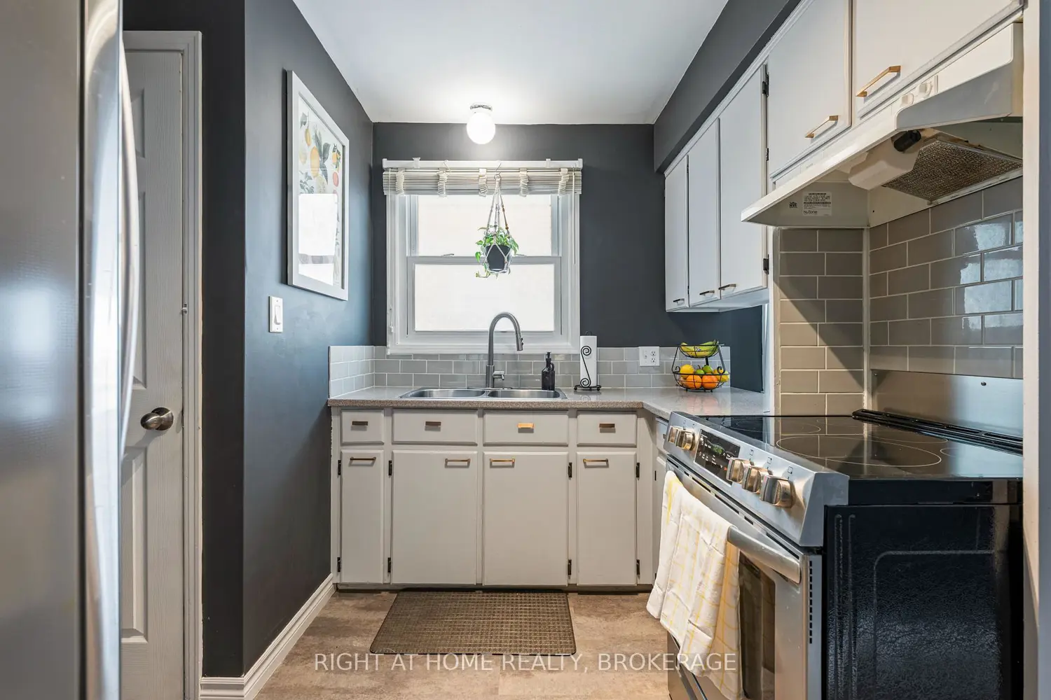 Additional image 9 of 6763 Wilinger Street