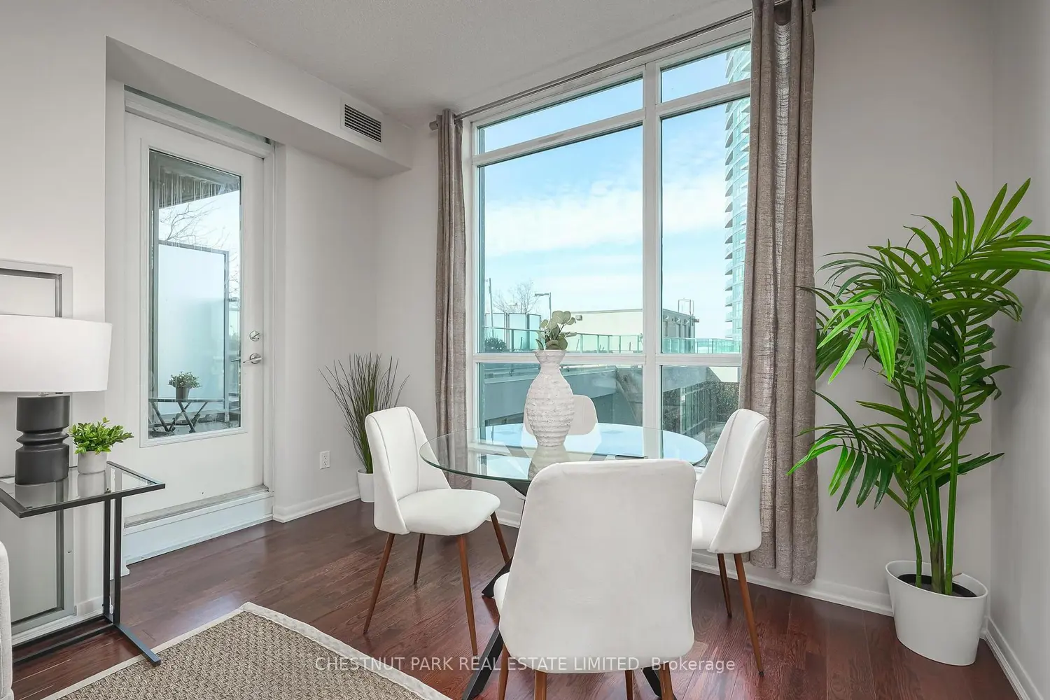 Additional image 8 of 215 Fort York Boulevard 808
