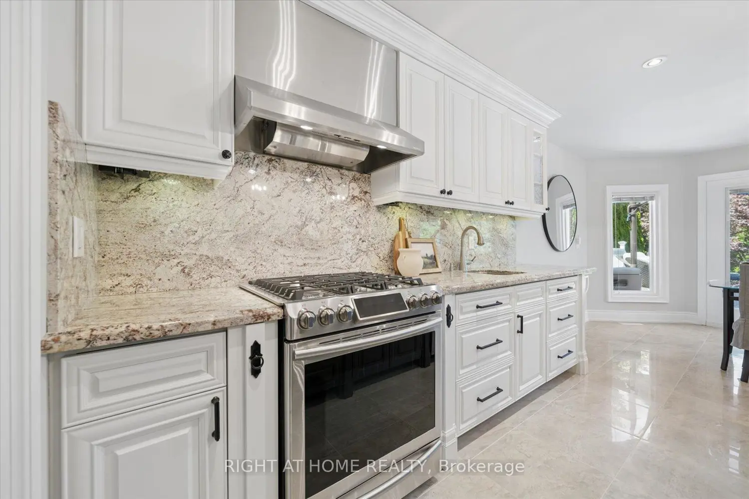 Additional image 7 of 137 Treegrove Circle
