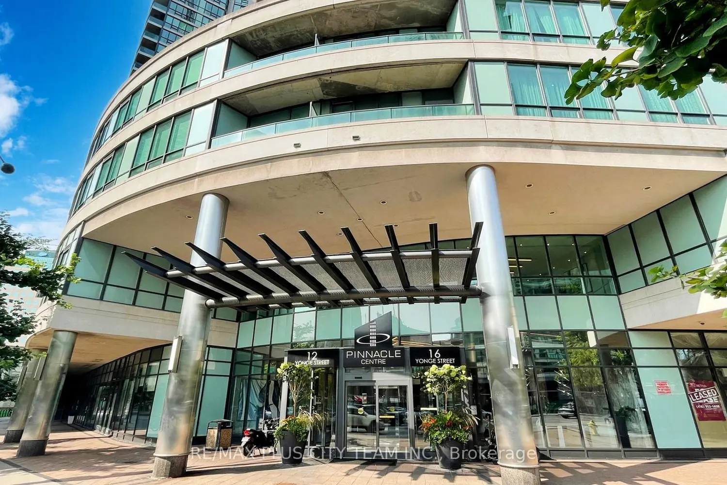 Additional image 8 of 16 Yonge Street 303