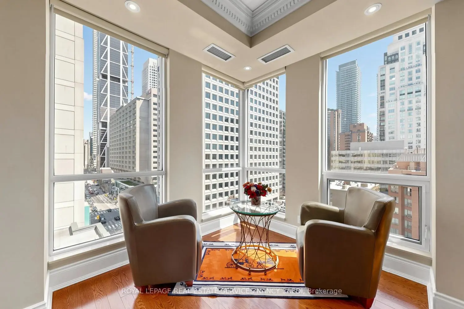 10 Bellair Street 802