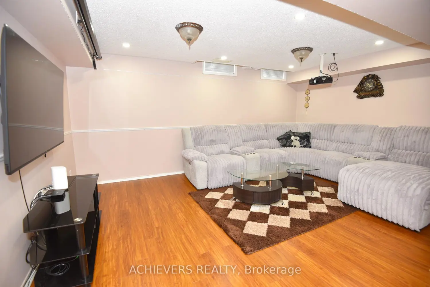 Additional image 11 of 10 Gramercy Square