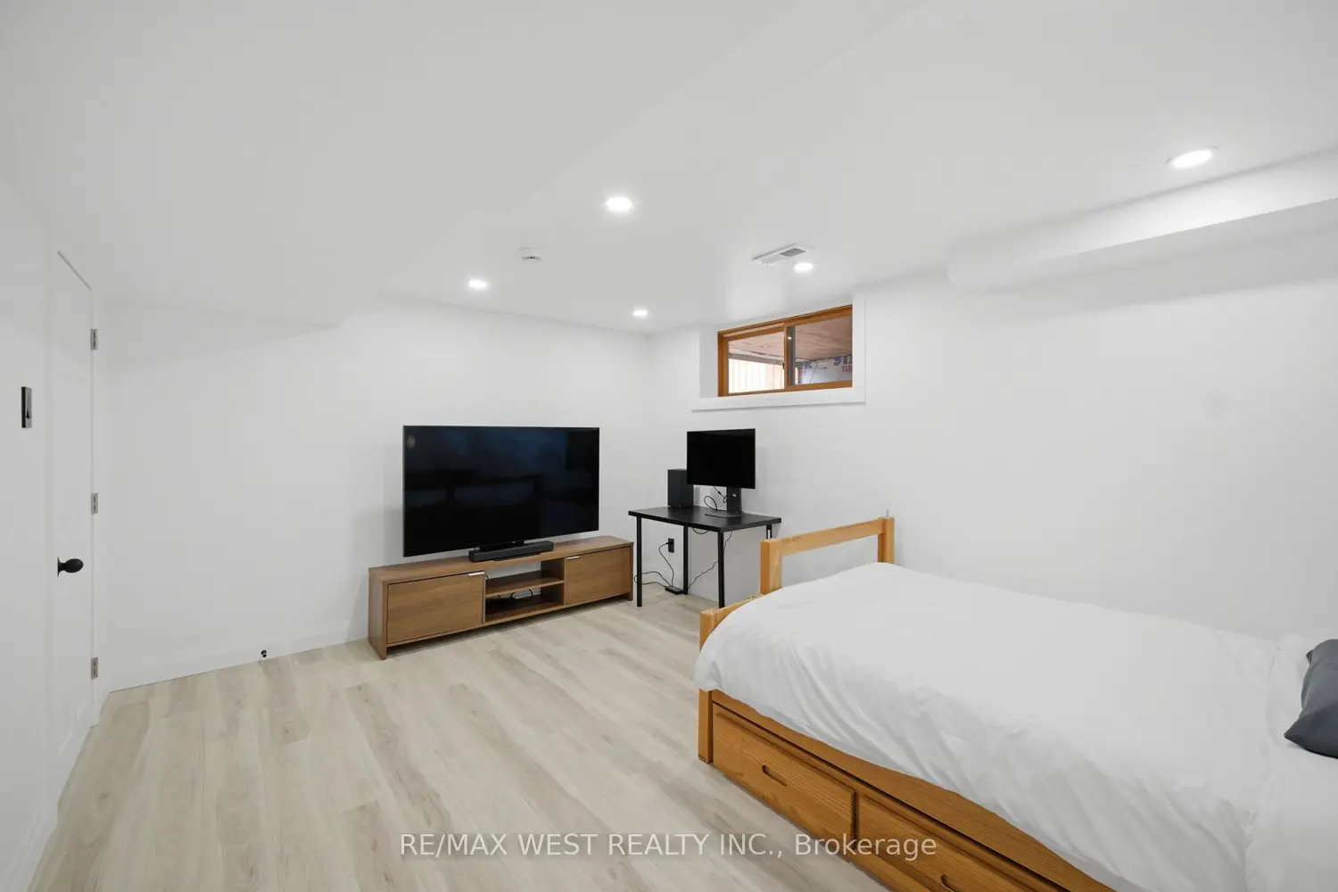 Additional image 4 of 61 Antigua Drive