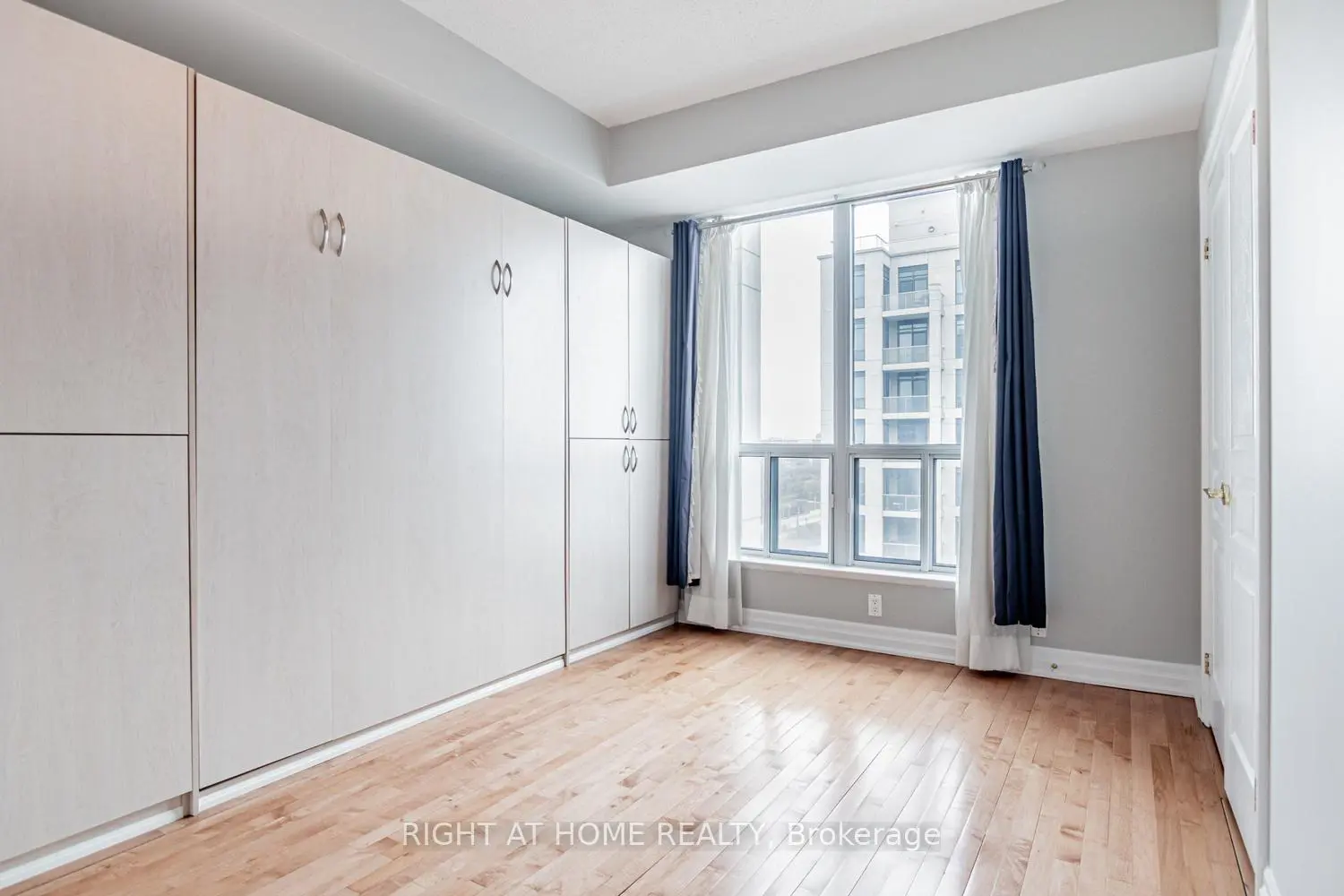 Additional image 14 of 2087 Lake Shore Boulevard 1503