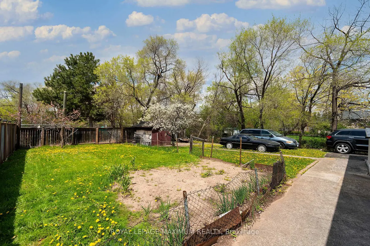 Additional image 18 of 565 Pinegrove Road