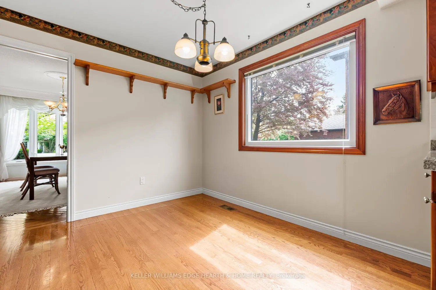 2170 Belgrave Court photo 4