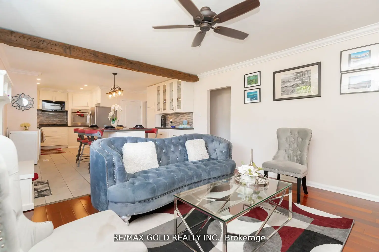9 Ashwood Crescent photo 2