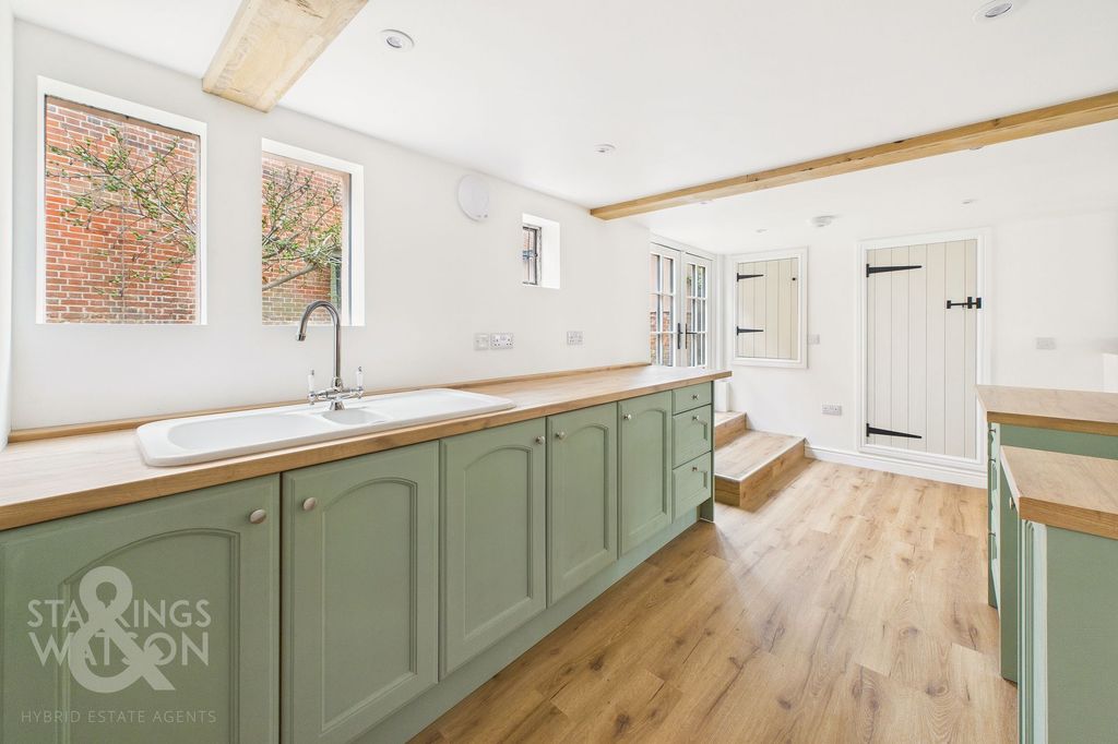Additional image 3 of 4 bed link detached house for saleDove Lane, Eye IP23