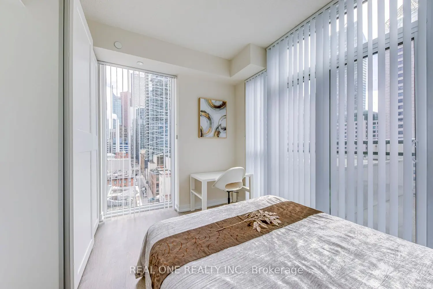 Additional image 12 of 99 John Street 1001