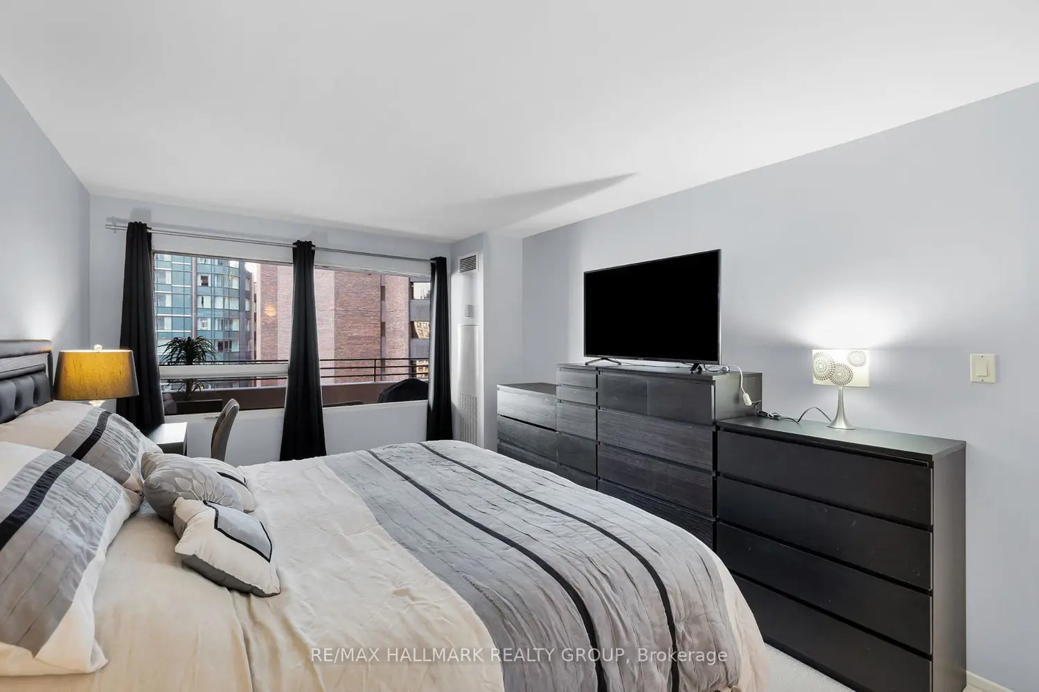 Additional image 15 of 151 Bay Street 810