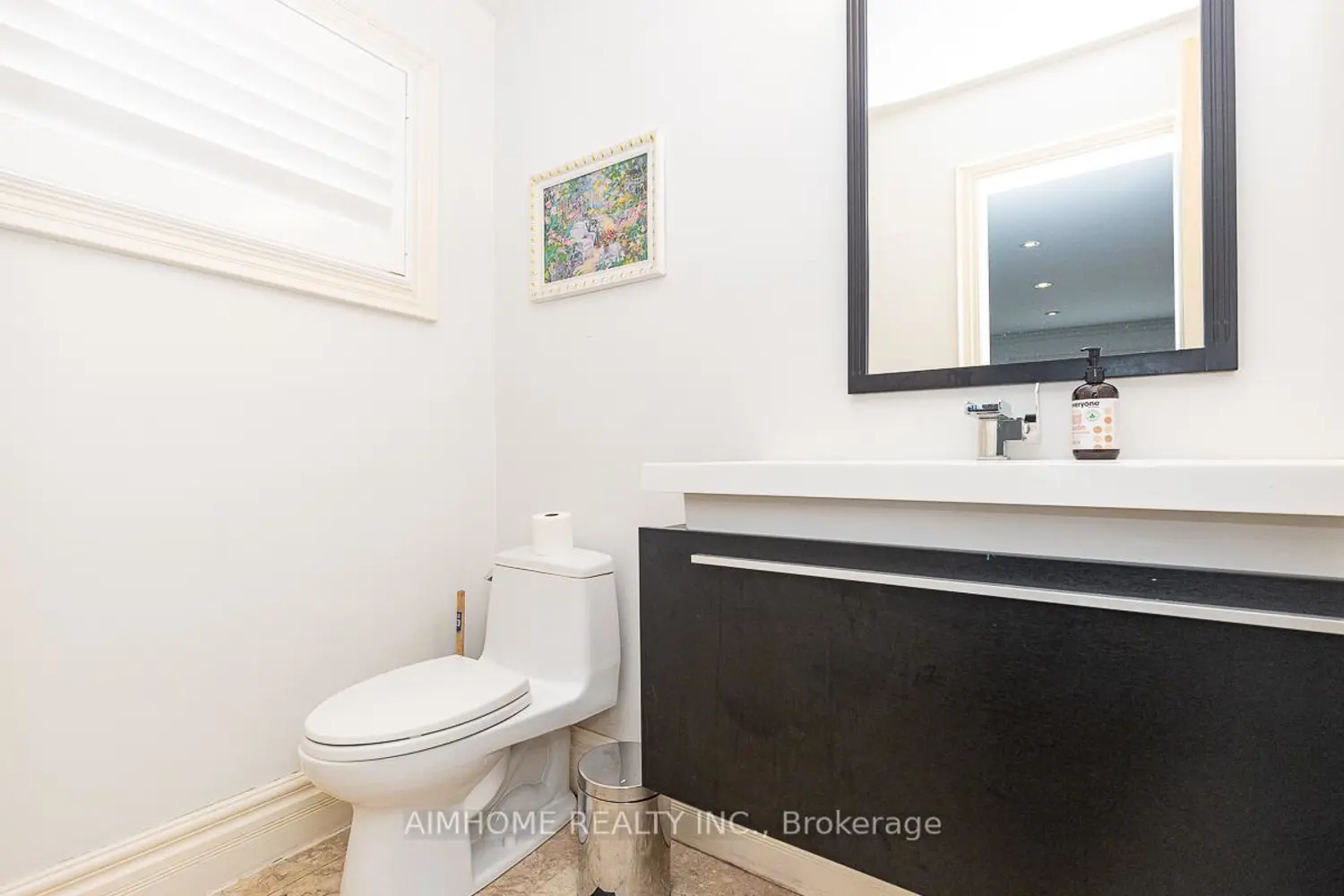 220 Weldrick Road photo 5