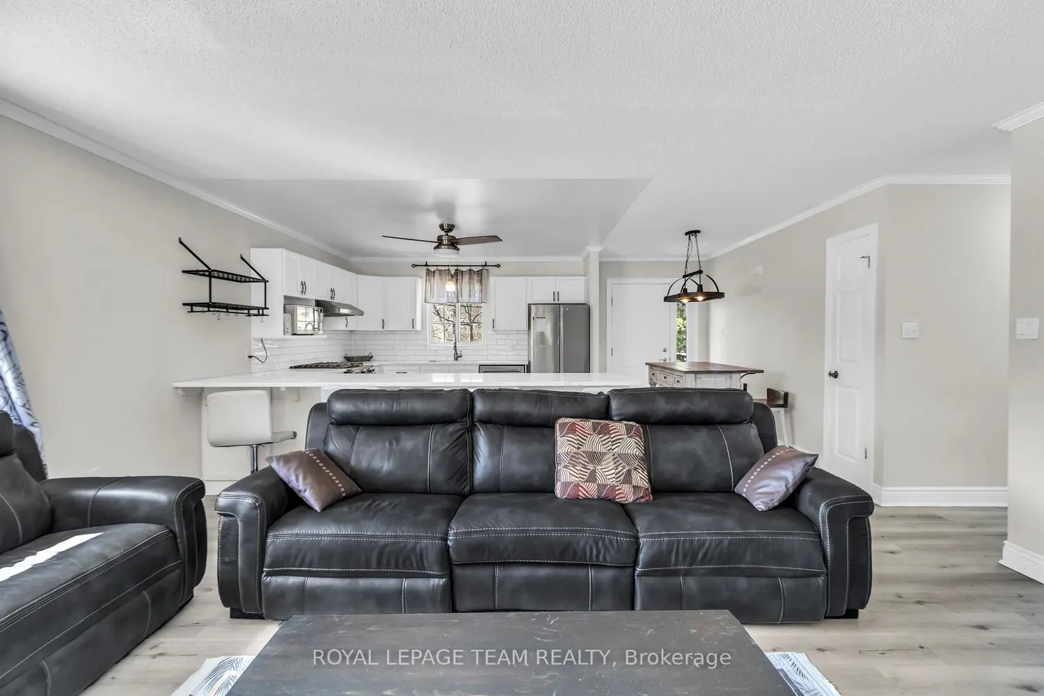 Additional image 7 of 7706 Alfred Street