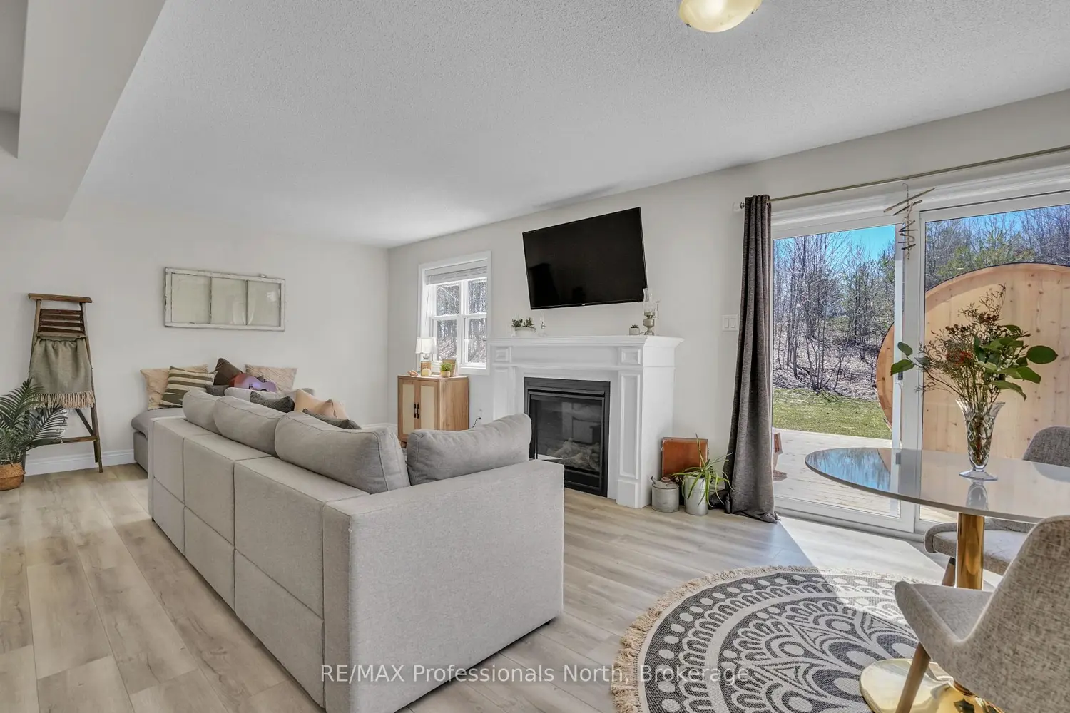 33 Whitehorn Park Road photo 4