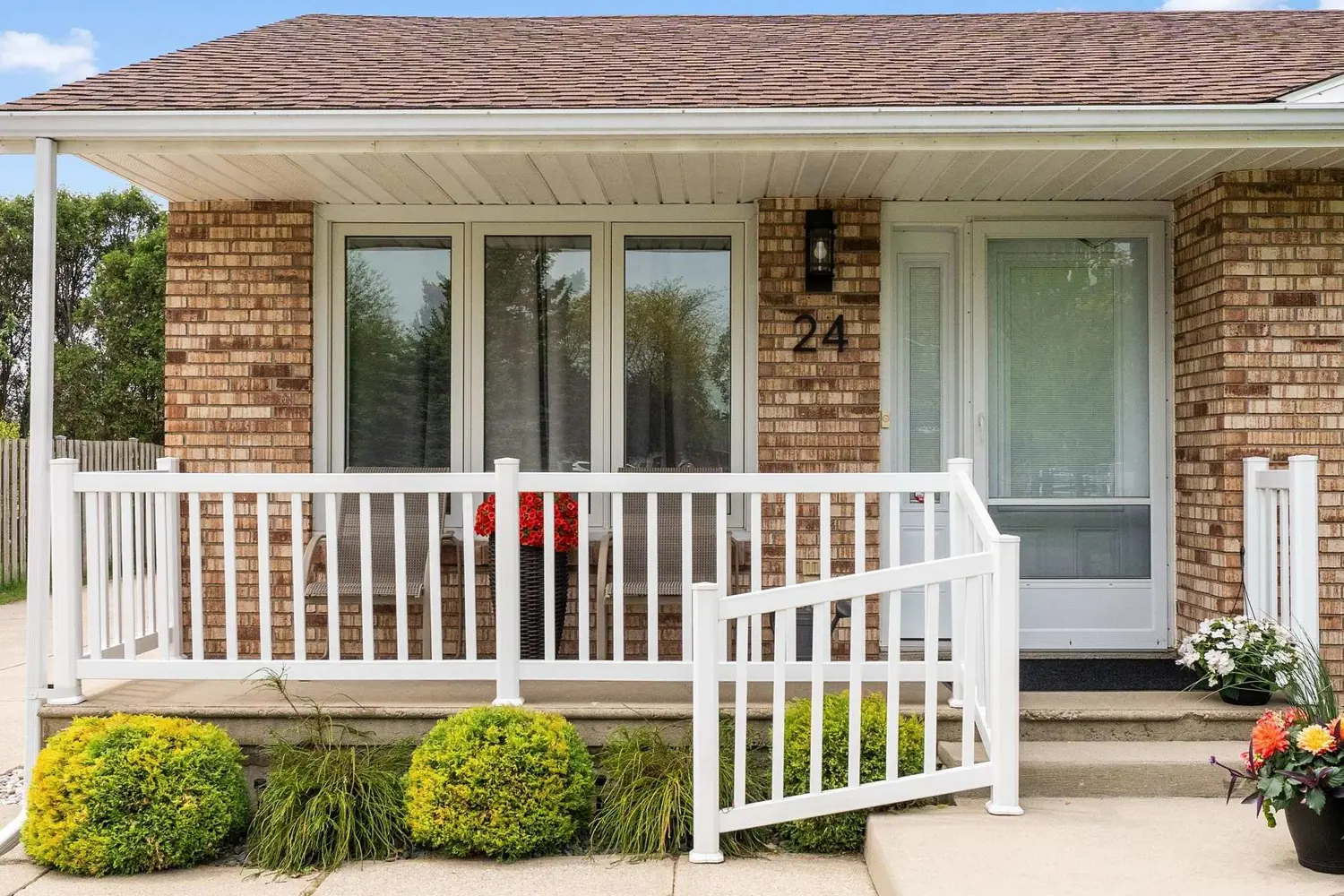 24 William Avenue photo 3
