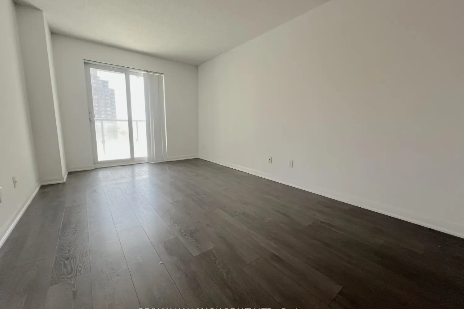 Additional image 10 of 5162 Yonge Street 607