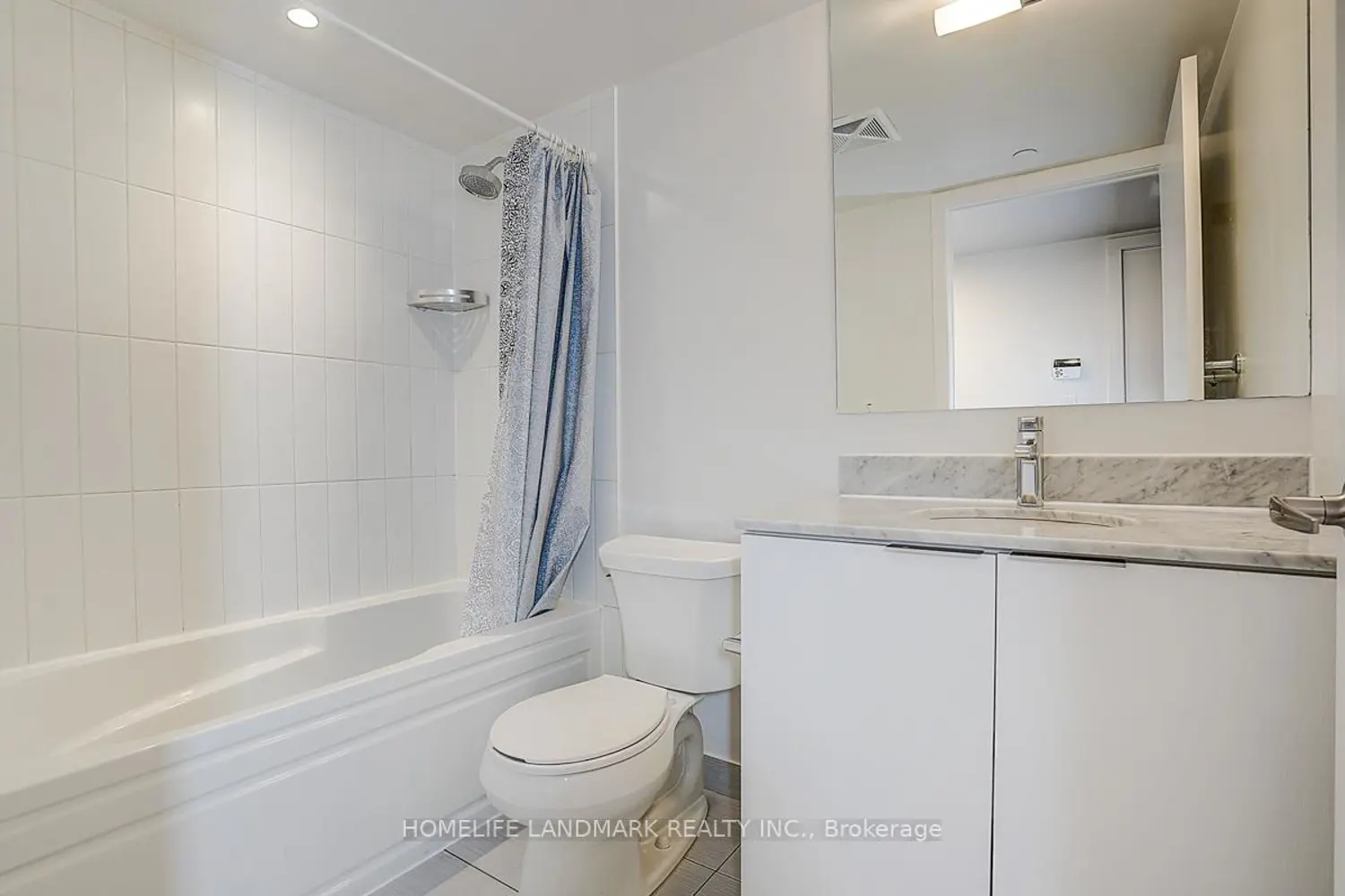 Additional image 8 of 955 Bay Street 1116
