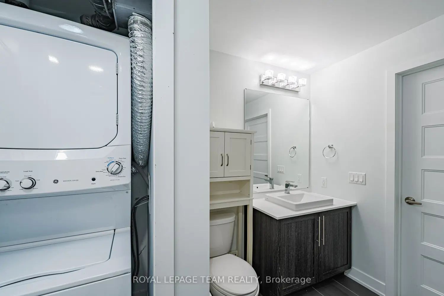 200 Inlet Private 1106 photo 4