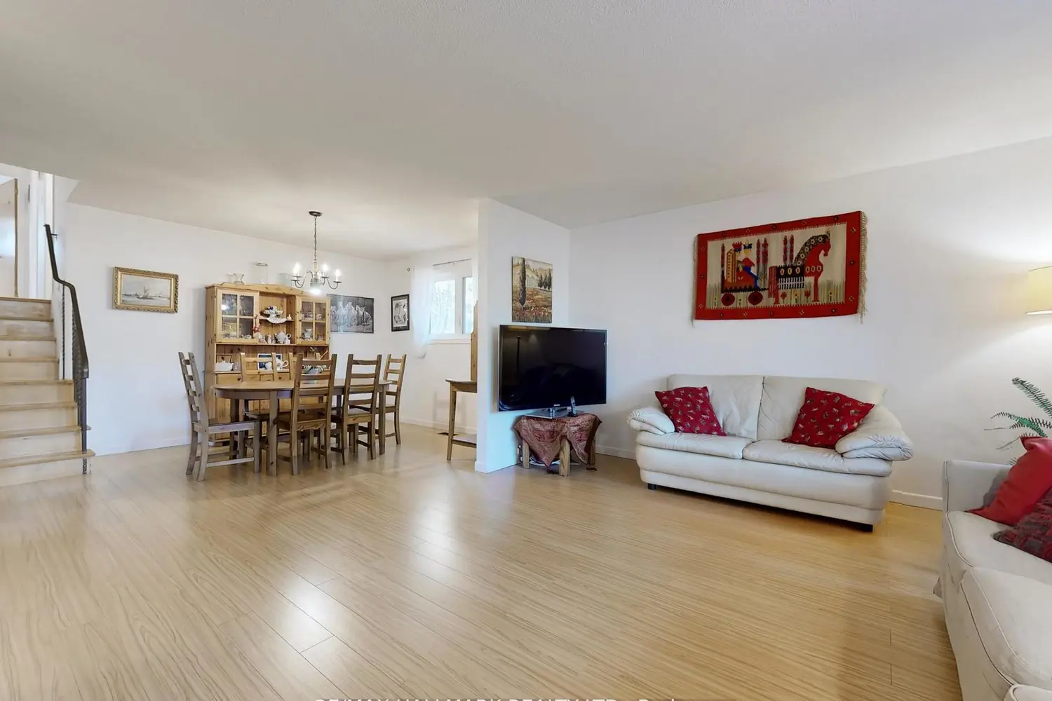 5193 Aurora Road photo 5