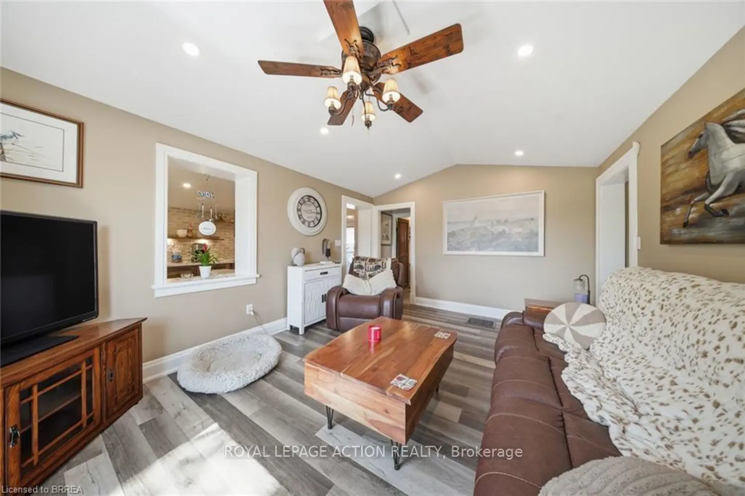 9 Keeton Lane photo 3