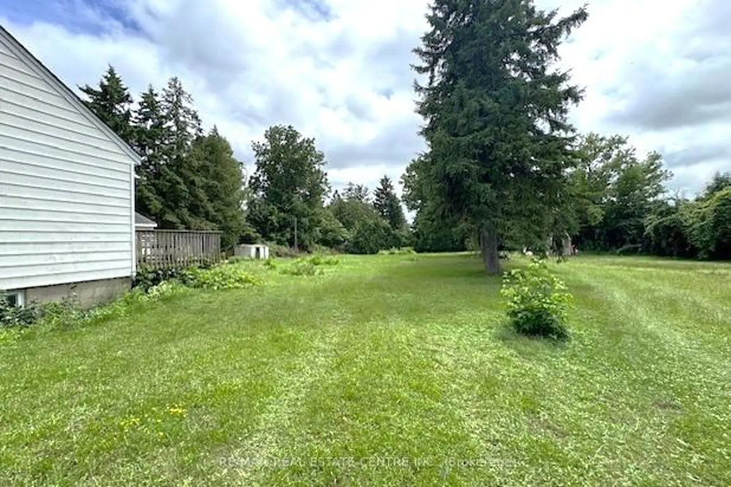 7 Liberty Drive photo 3