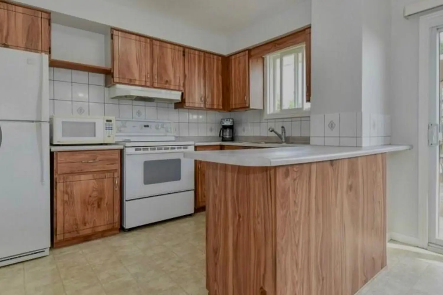 113 Southwood Drive photo 2